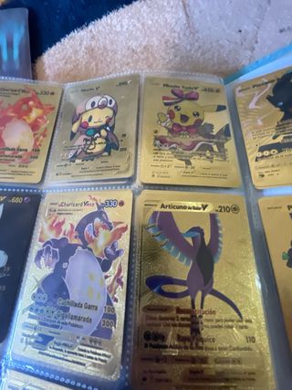 Carta Pokémon Pikachu on the Ball