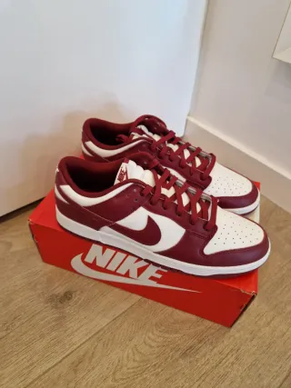 Nike Dunk Low Team Red Talla 47.5. Nuevas
