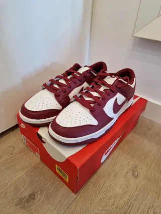 Nike Dunk Low Team Red Talla 47.5. Nuevas