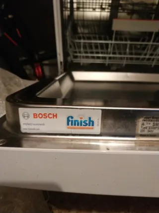 Lavavajillas Bosch Serie 4 SMS46MW08E