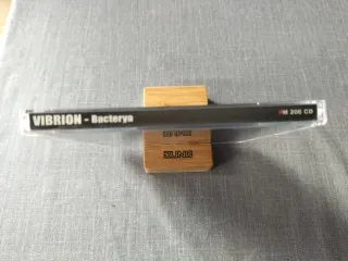 Vibrion Bacterya CD Edición Original NM/M