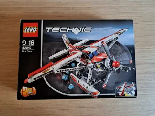 LEGO Technic 42040 Avión de Bomberos 2015