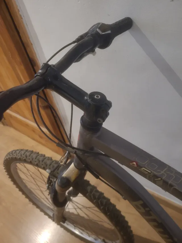 Bicicleta Montaña Btwin Gris 26 pulgadas