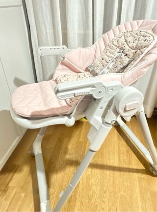 Trona reclinable rosa,