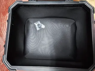 Baúl Zontes 45L + Soporte Zontes 703f