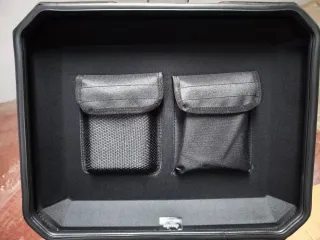 Baúl Zontes 45L + Soporte Zontes 703f