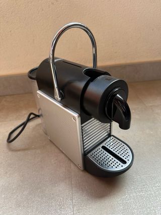 Cafetera Nespresso DeLonghi Pixie