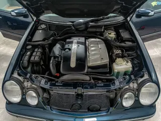 Mercedes-Benz Clase E 2001