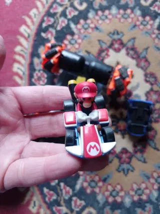 Coches de juguete varios