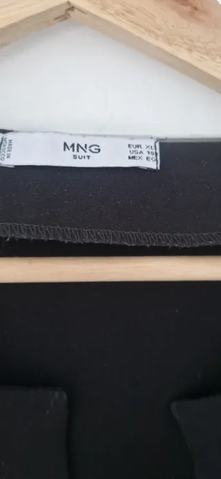 Vestido negro manga larga