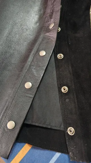 Chap de piel Talla L fina y vuelta