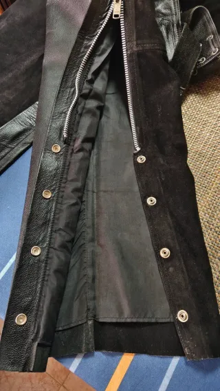 Chap de piel Talla L fina y vuelta