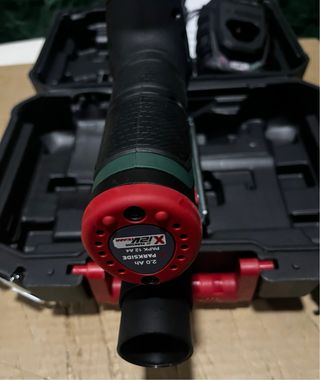 Caladora Parkside 12v completa.