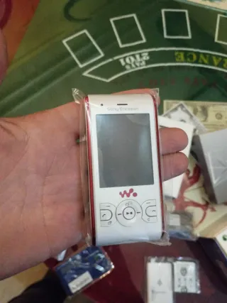 Telefono Sony Ericsson W595 Bianco