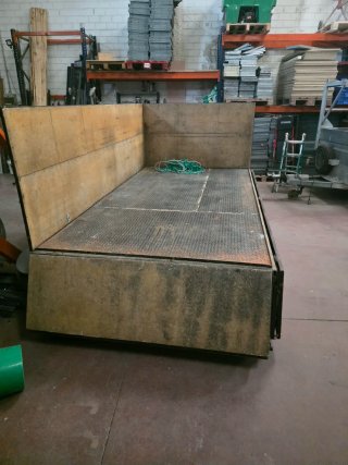 Alquiler remolque grande  300x160x90 con lona