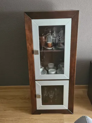 Mueble modular salón madera y cristal