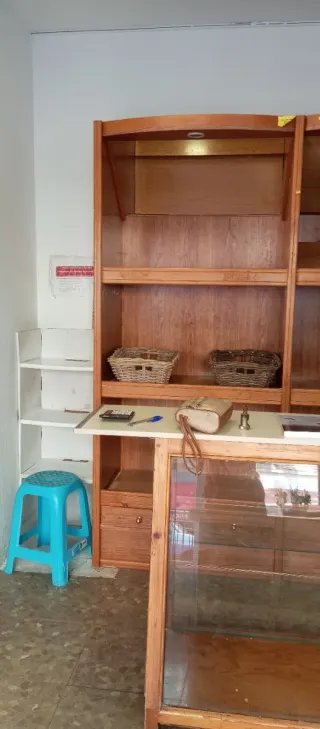 Mobiliario Tienda y Congelador Isla