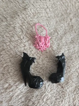 Set Monster High Viperine Gorgon scarpe