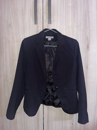 Americana corta negra