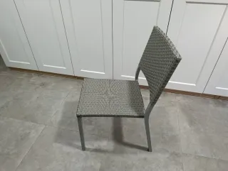 Silla de comedor/exterior gris