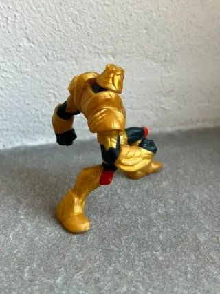 Ultra Lord Keryon Gormiti  Wave 4 Popolo del Fuoco