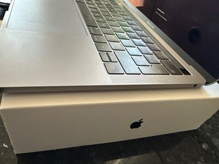 MacBook Pro 13 Touch Bar Plata