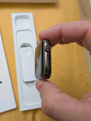 Apple Watch series 8 acero inoxidable.