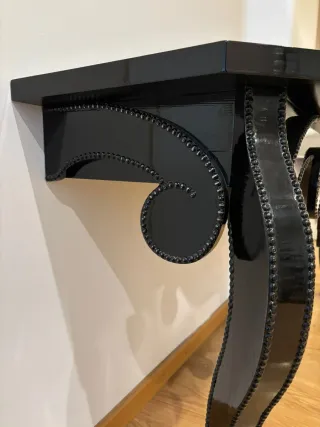 Mueble recibidor negro