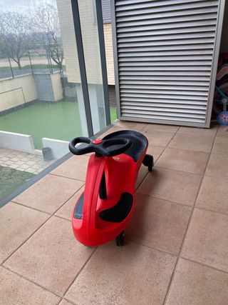 Coche Didi para niños rojo