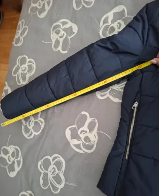 Cazadora acolchada Bershka marino oscuroT.XS