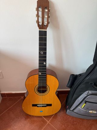 Guitarra Española  NEGOCIABLE