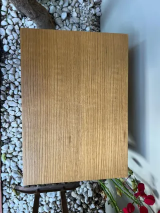 Comodino in legno massello