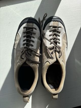 Zapatillas barefoot beige/gris