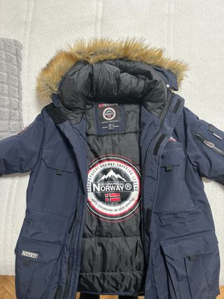 Abrigo Norway con capucha