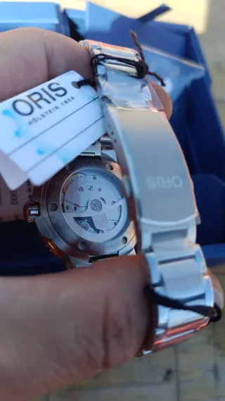 Oris Aquis Date Verde Calibre 400