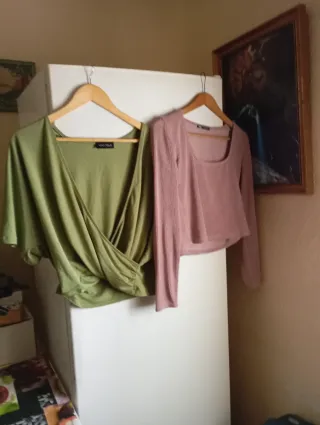 Blusa Anna Field verde y rosa