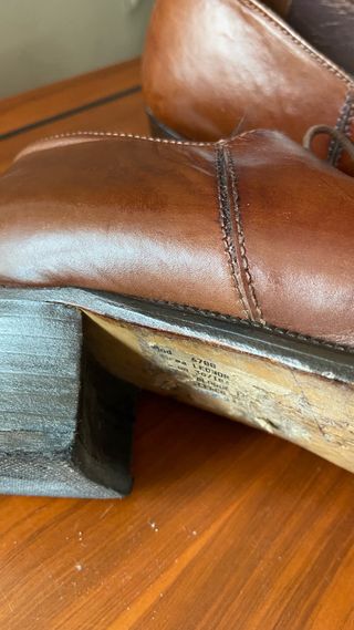 Zapatos marron de piel