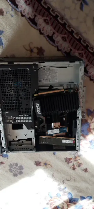 Torre Victus sin procesador lo demás tiene todos