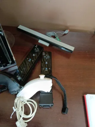 Consola Nintendo Wii Negra + Accesorios