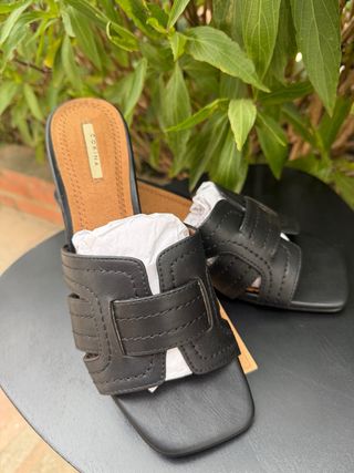 Sandalias Corina Negras
