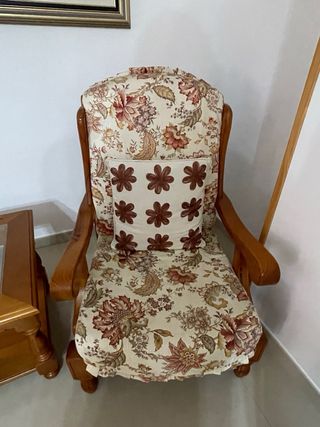 Mesa centro y 2 butacas madera y cristal