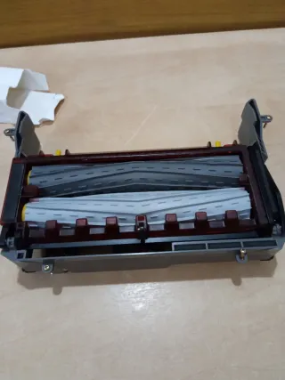 Carro de cepillos Roomba