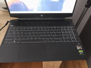 Ordenador portátil HP negro