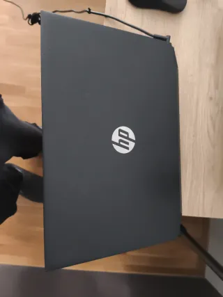 Ordenador portátil HP negro