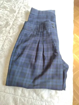 Pantalón de mujer "Adolfo Domínguez"