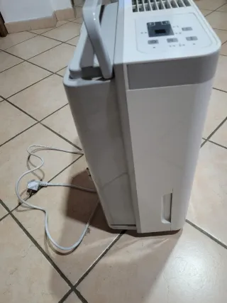 Deumidificatore Ariston Bianco/Grigio