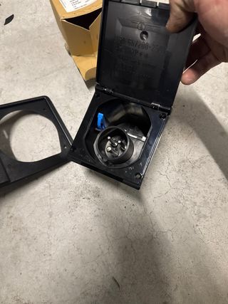 Base enchufe y toma agua VW T6