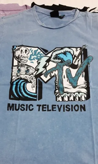 Lote Camisetas y sudadera Talla M