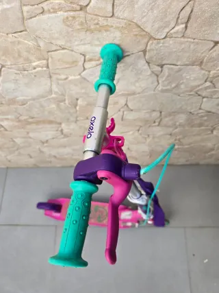 Patinete infantil Oxelo rosa y morado