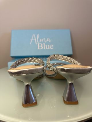 NUEVOS Alma en Pena Talla 37 Tacones Plata Fiesta